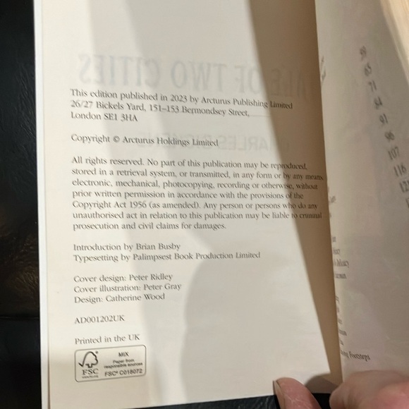 Book: A Tale of Two Cities by Charles Dickens classic story - Picture 3 of 11